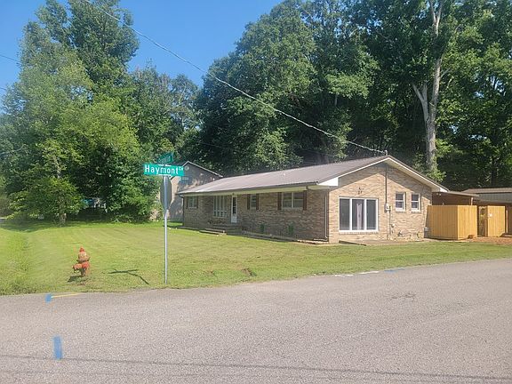 2nd image of 606 Franklin Dr