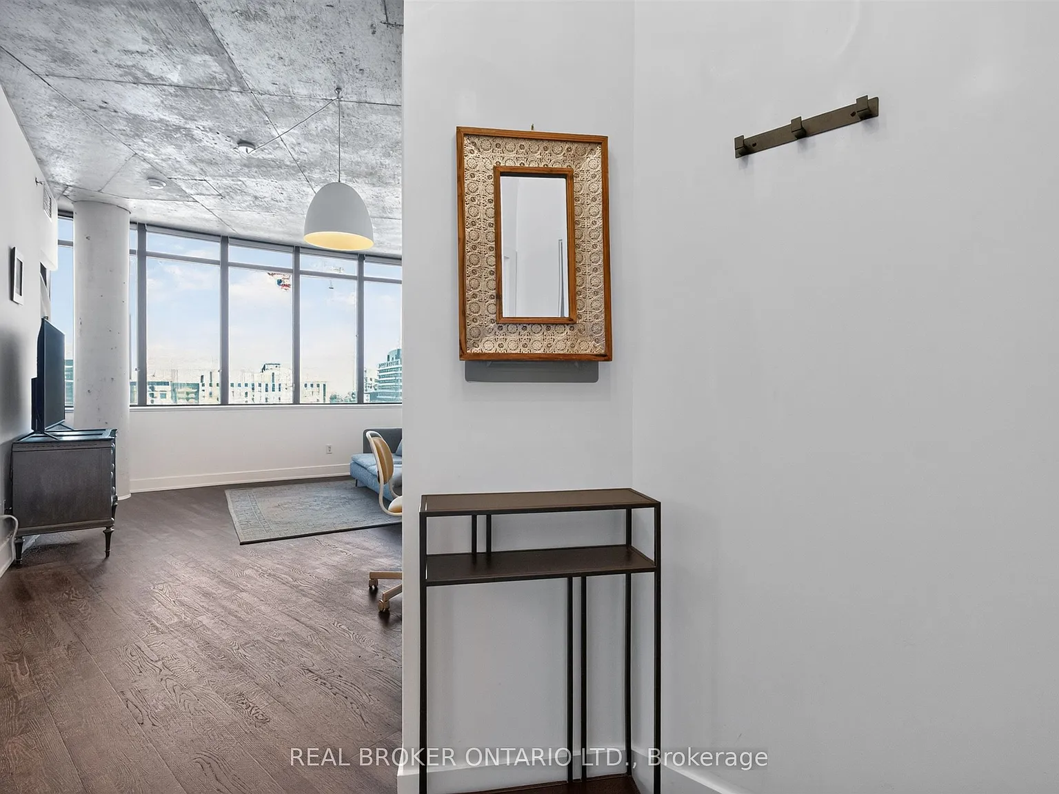 1 bed, $2,450 — Photo 4
