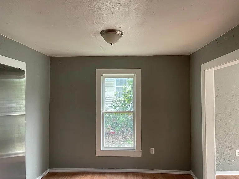 1317 Norman St — Photo 6