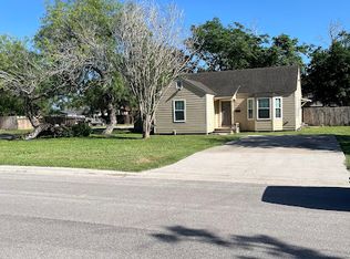 729 E Ragland Ave, Kingsville, TX 78363