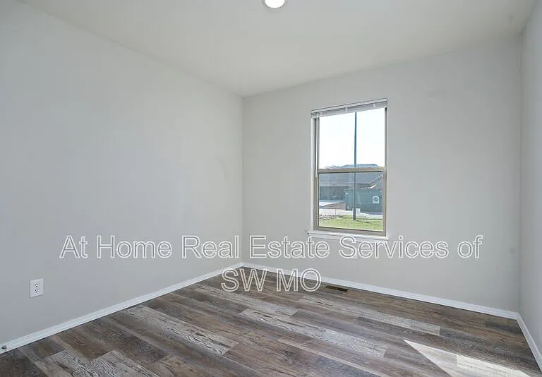 517 Chipmunk Ave — Photo 4