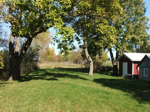 1860 Bilter Rd, Aurora, IL 60502