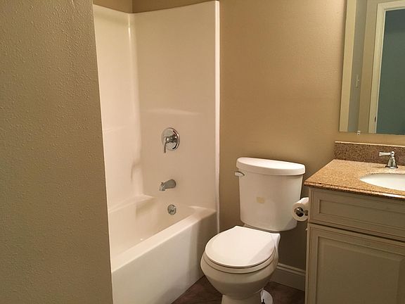 2nd image of 6662 Bellaire Dr