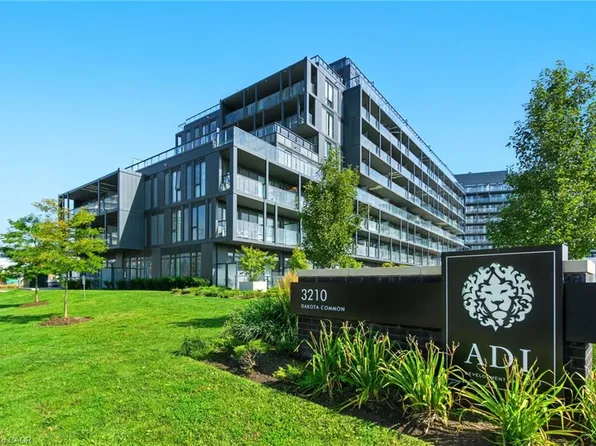 3210 Dakota Cmn #A814, Burlington, ON L7M 2A8