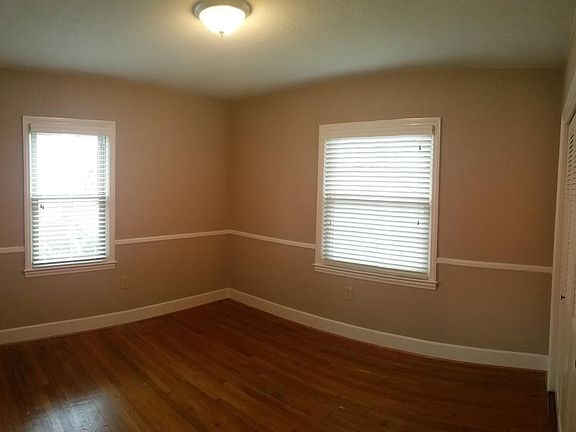 4th image of 420 Longview Dr