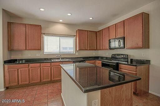 4th image of 8578 N 64th Ln