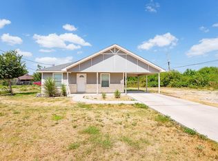 402 Dennis Dr, Del Rio, TX 78840