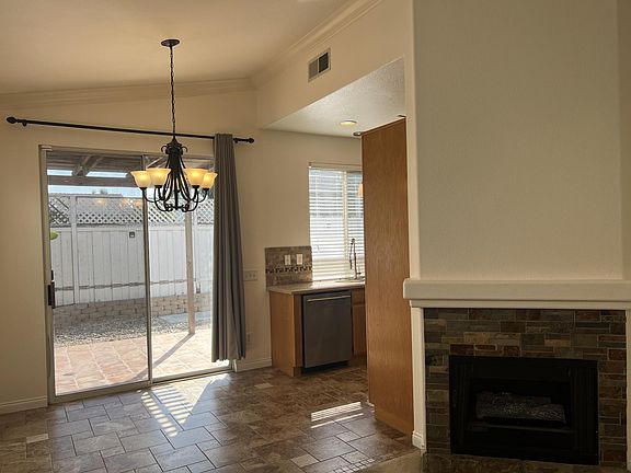 5th image of 8297 Gold Coast Dr