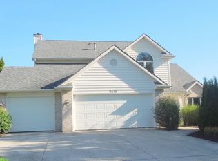 9515 Bear Creek Ct, Leo, IN 46765