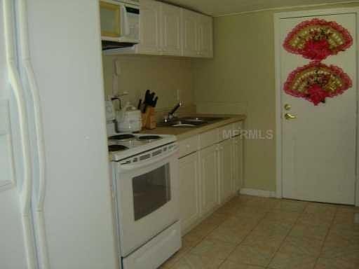 2nd image of 706 E Crenshaw St