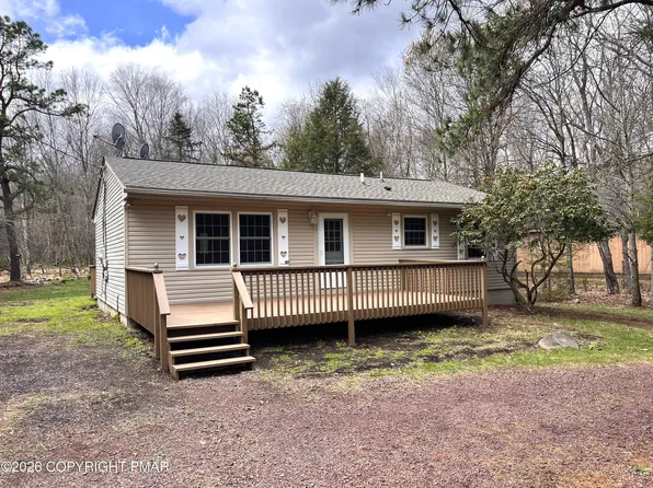 216 Towamensing Trl, Albrightsville, PA 18210