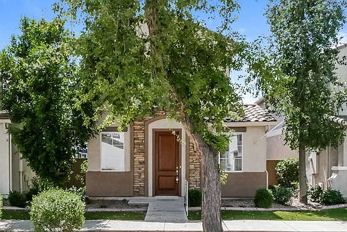 10215 E Isleta Ave Photo 1