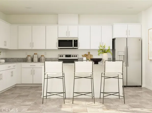 291 Grand Sky Ln, Perris, CA 92570