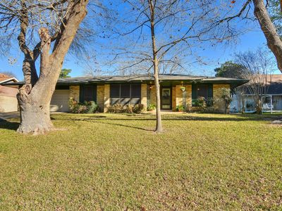 92 Bluet Ln, Castle Hills, TX, 78213