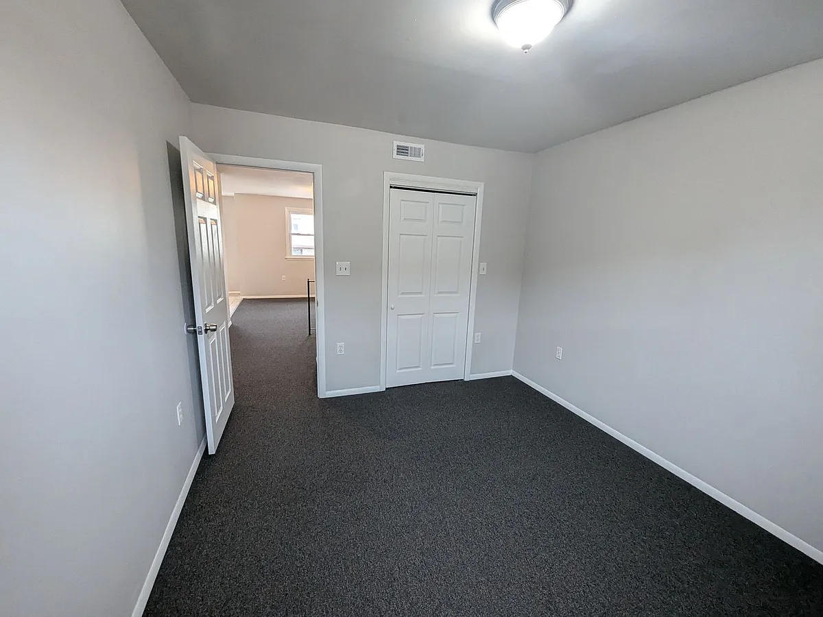 Building Photo - 4402 McMenamy St