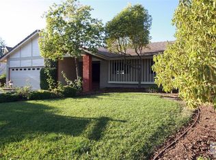 2672 Velarde Dr, Thousand Oaks, CA 91360