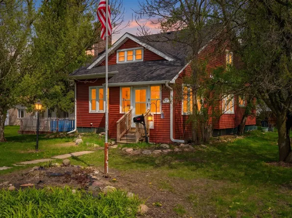210 Brockway Rd, Yale, MI 48097