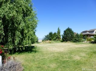 3710 Viewmont Dr, Wenatchee, WA 98801