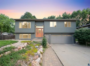 5008 W 49th St, Sioux Falls, SD 57106