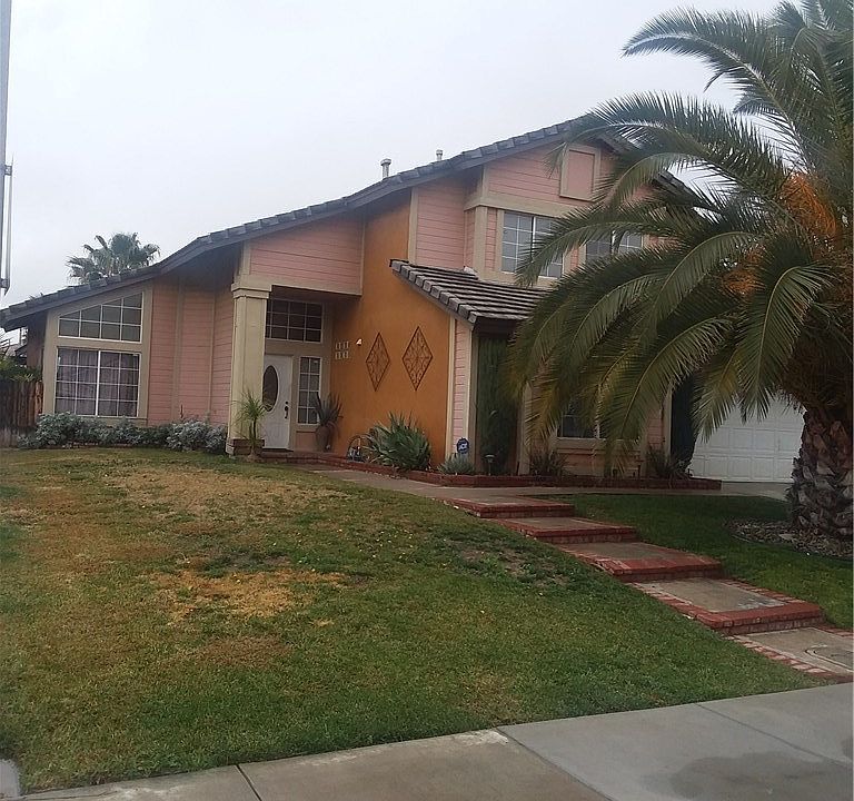 1st image of 16923 Hollyhock Dr