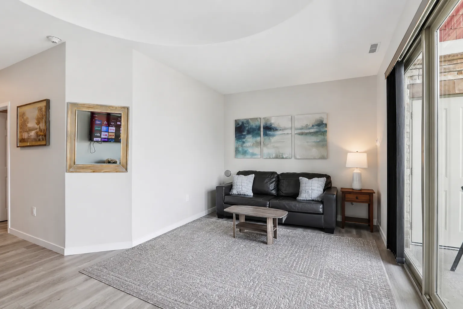 1 bed, 612 sqft, $1,800 — Photo 4