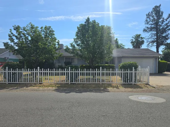 2803 Larkspur Ln, Redding, CA 96002