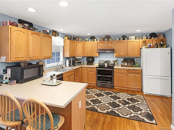 4th image of this home