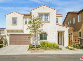 20825 W Bur Oak Cir, Northridge, CA 91326