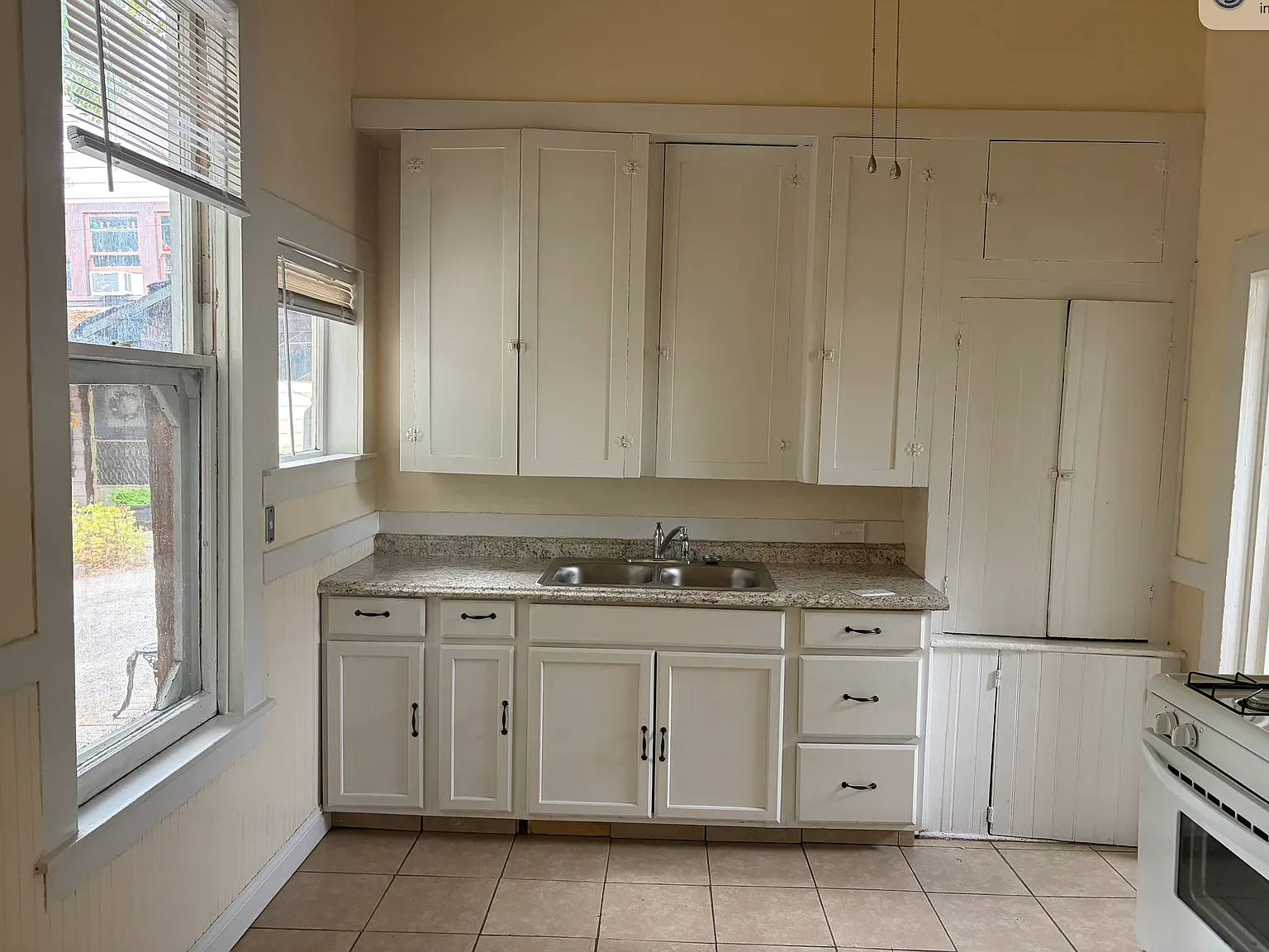 Studio, $1,850 — Photo 2