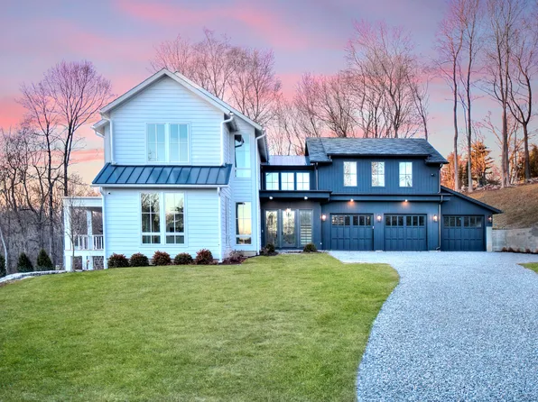 36 Kettle Creek Road, Weston, CT 06883