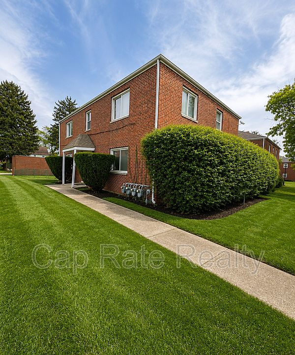 1st image of 94 N Hampton Rd