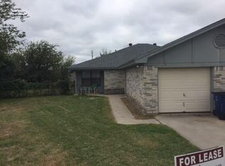601 Crestridge Ct APT B, Decatur, TX 76234