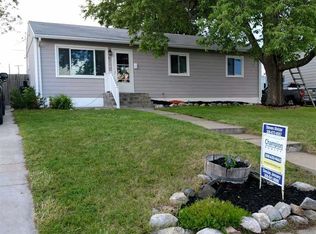 81 Spring Valley Ln, Gering, NE 69341