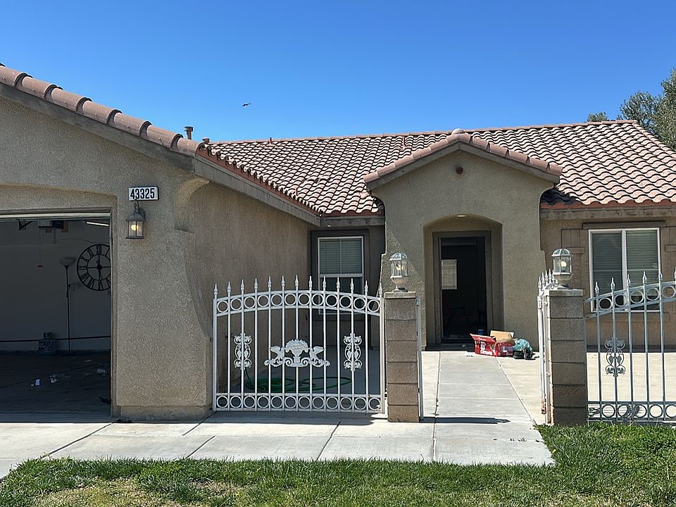 2nd image of 43325 Sunny Ln