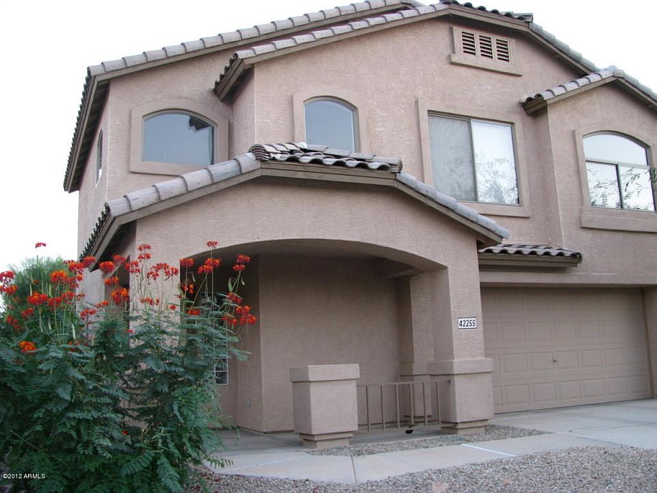 1st image of 42255 W Colby Dr