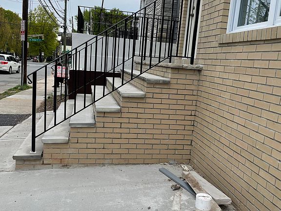 3rd image of 19 N Munn Ave #22