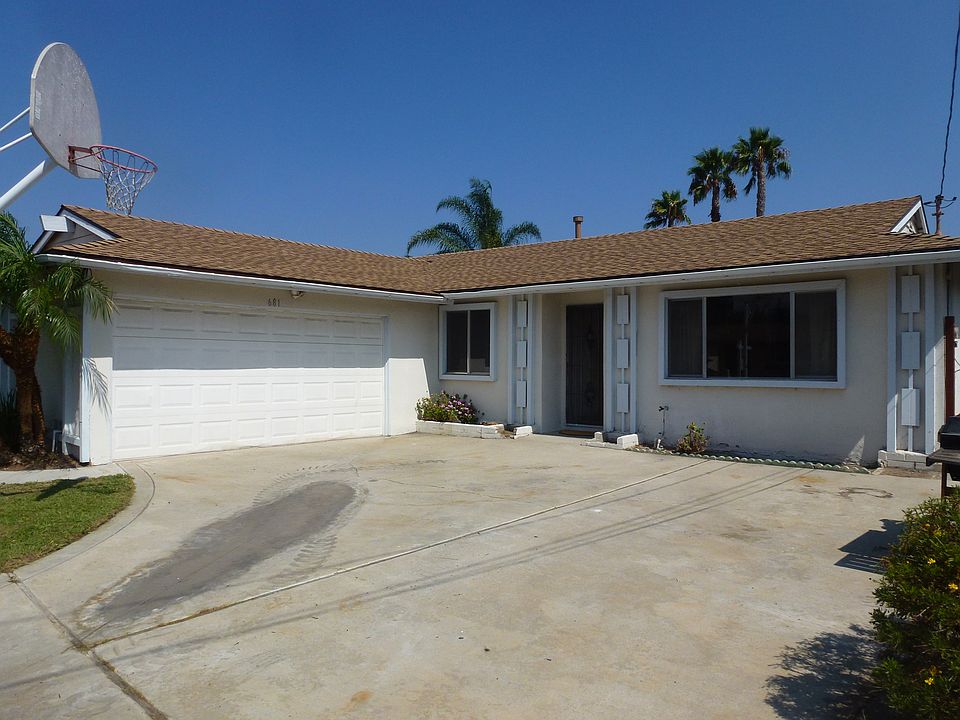 1st image of 681 Melrose Pl