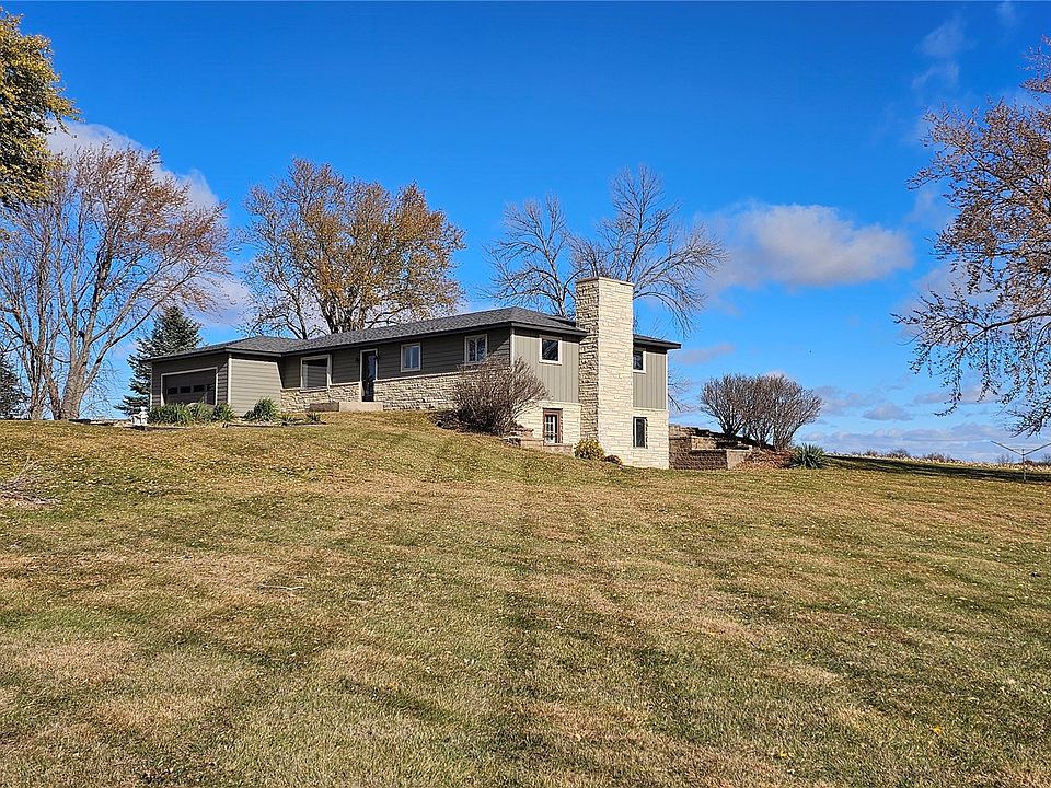 1st image of 4065 Labarge Rd