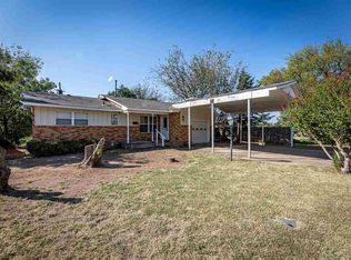 3 SW 49th St, Lawton, OK 73505