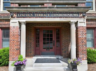 Lincoln Terrace, Milwaukee, WI 53211
