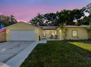 2195 Glen Dr, Safety Harbor, FL 34695