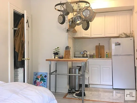 Rented by Highline Residential | media 17