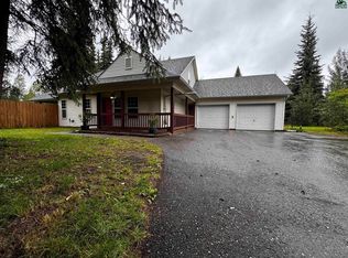 2785 Benjamin Franklin St, North Pole, AK 99705