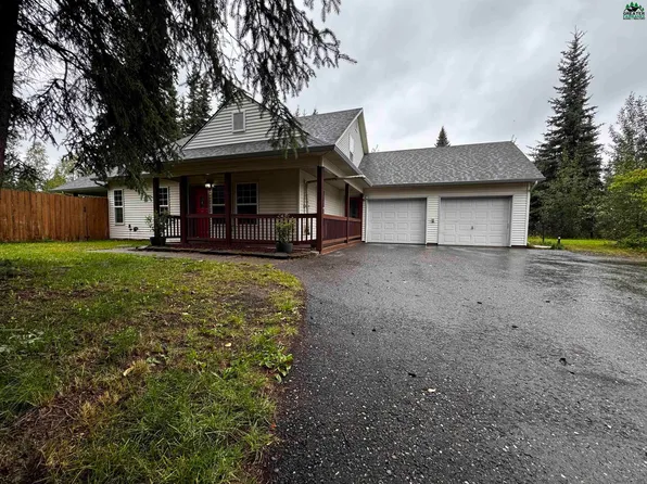 2785 Benjamin Franklin St, North Pole, AK 99705