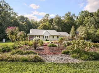 4182 Owls Nest Ln, Gloucester, VA 23061