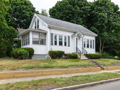 1402 S Broadway, East Providence, RI, 02914