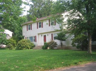 450 Stony Brook Dr, Bridgewater, NJ 08807