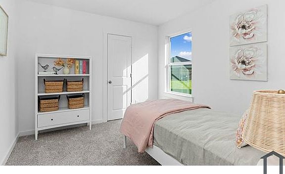 5th image of 3819 Langridge Dr