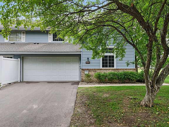 2nd image of 2592 Bedford Ct