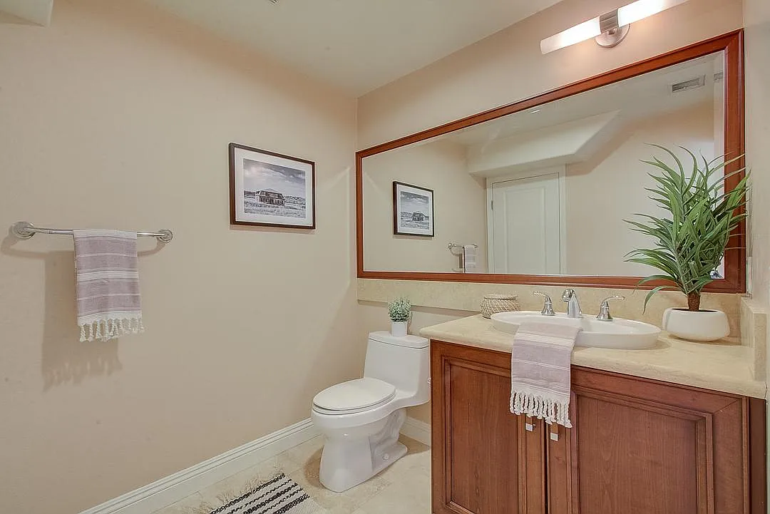 11323 Huston Street — Photo 3